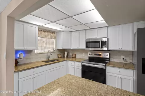Kitchen - 6314 Sebring St, Spring Hill, FL 34607 photo 2 of 2
