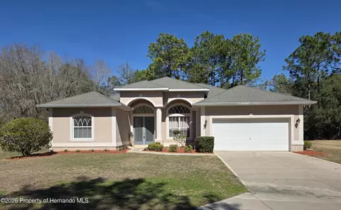 9 Sycamore Ct N, Homosassa, FL 34446