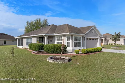 6902 Wirevine Dr, Brooksville, FL 34602