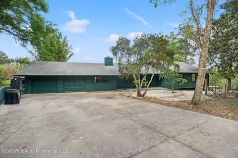 23125 Jacobson Rd, Brooksville, FL 34601