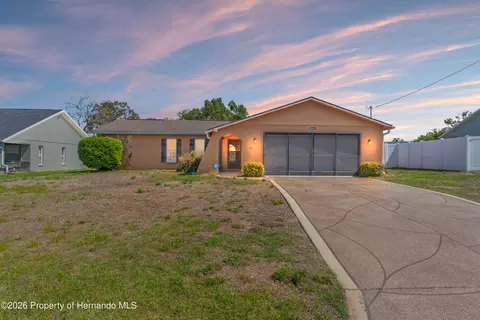 3040 Dumas Ave, Spring Hill, FL 34609