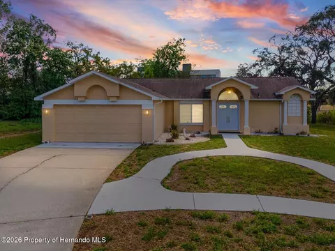 8052 Spring Hill Dr, Spring Hill, FL 34606