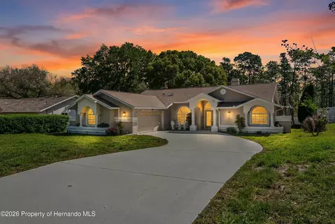 6324 India Dr, Spring Hill, FL 34608