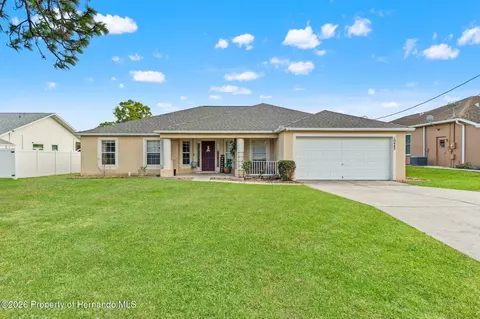 10442 Lansfield St, Spring Hill, FL 34608