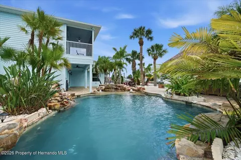 Exterior - 3496 Gulfview Dr, Hernando Beach, FL 34607 photo 3 of 5