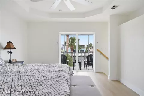 Bedroom - 3496 Gulfview Dr, Hernando Beach, FL 34607 photo 2 of 4