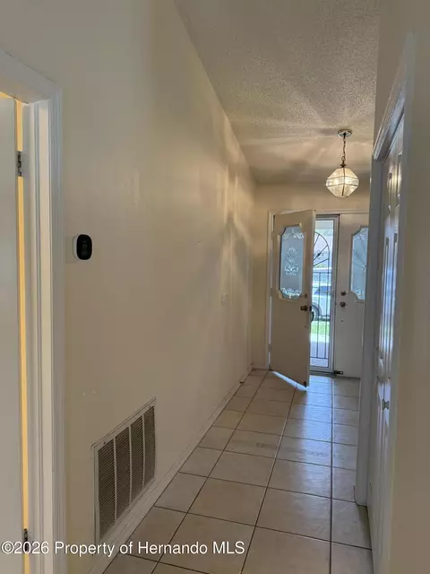 Entry Way - 10381 Sandtrap Dr, Spring Hill, FL 34608 photo 1 of 1