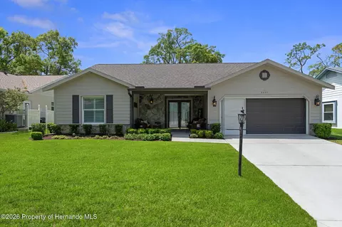 6357 Pine Meadows Dr, Spring Hill, FL 34606