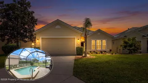 9020 Penelope Dr, Weeki Wachee, FL 34613