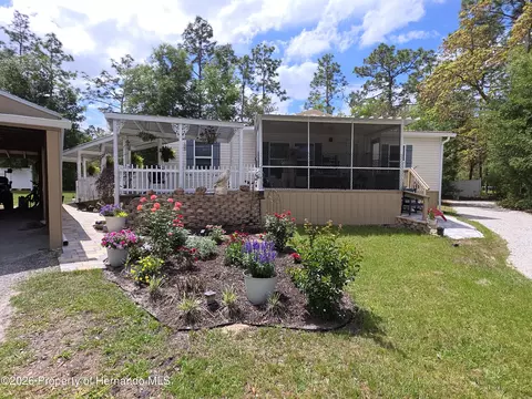 9484 Spirit Woods Trl, Brooksville, FL 34601