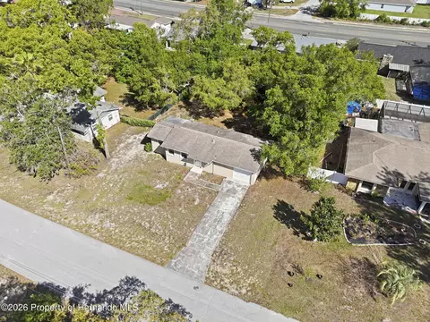View/Area - 1745 Larkin Rd, Spring Hill, FL 34608 photo 2 of 5