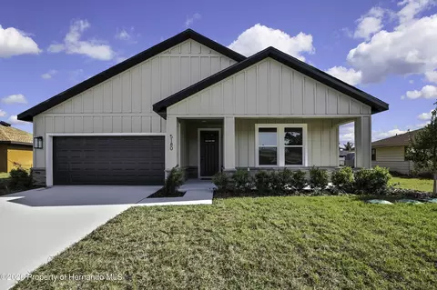 5180 Winterville Rd, Spring Hill, FL 34608