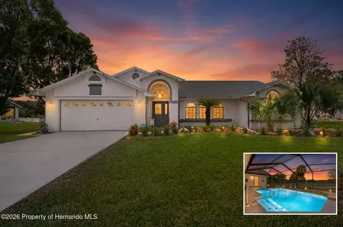 18652 Autumn Lake Blvd, Hudson, FL 34667