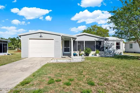 1424 Cross Bow Ln, Spring Hill, FL 34607