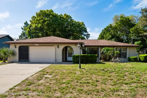 11122 Maderia St, Spring Hill, FL 34609