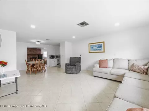 Living - 4069 Gulfview Dr, Hernando Beach, FL 34607 photo 2 of 4