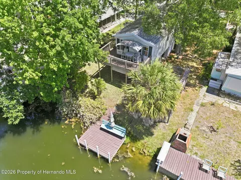 6169 Waverly Rd, Weeki Wachee, FL 34607 photo 10