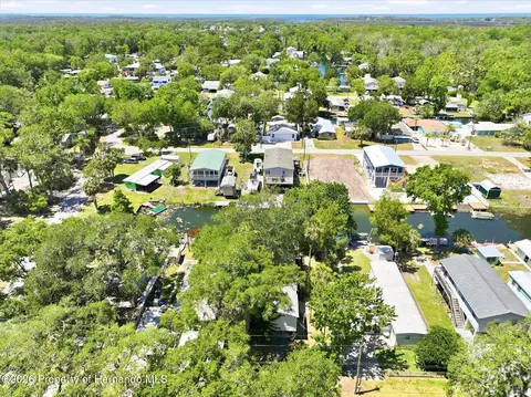 6169 Waverly Rd, Weeki Wachee, FL 34607 photo 19