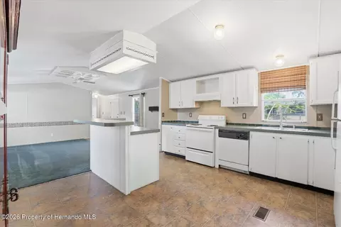 6169 Waverly Rd, Weeki Wachee, FL 34607 photo 32
