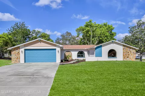 10541 Horizon Dr, Spring Hill, FL 34608