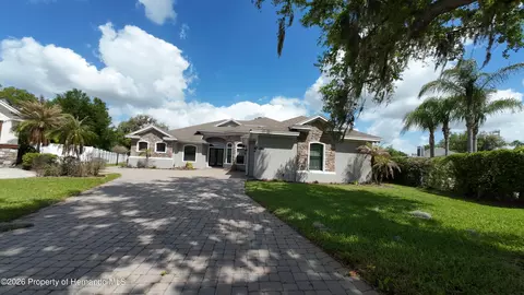 2120 Southern Oaks Ln, Lakeland, FL 33813