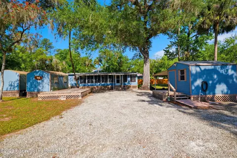 6339 E River Rd, Hernando, FL 34442