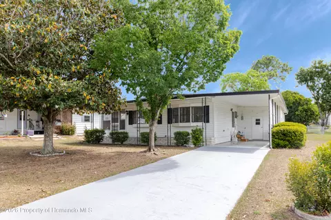 12087 Club House Rd, Brooksville, FL 34613