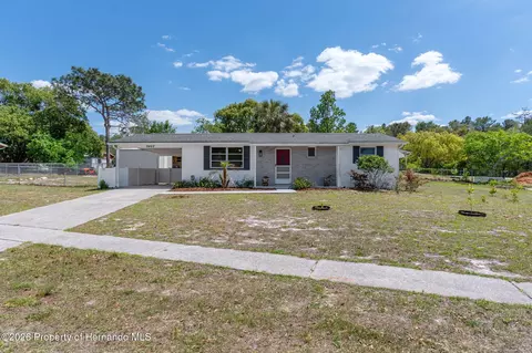9462 Midway St, Spring Hill, FL 34608