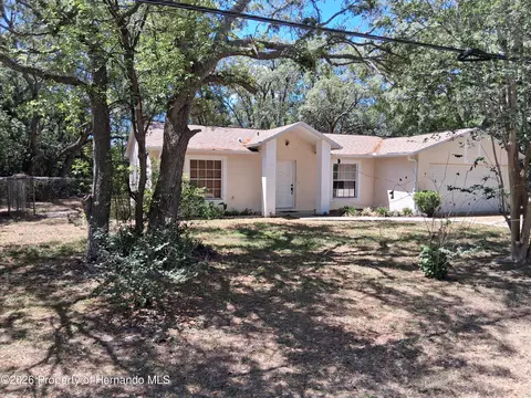 8190 Sealawn Dr, Spring Hill, FL 34606