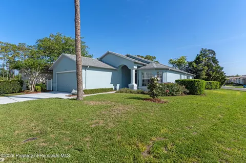 18236 Webster Grove Dr, Hudson, FL 34667