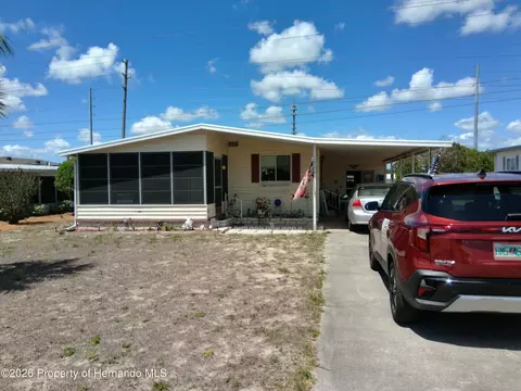 14324 Brookridge Blvd, Brooksville, FL 34613