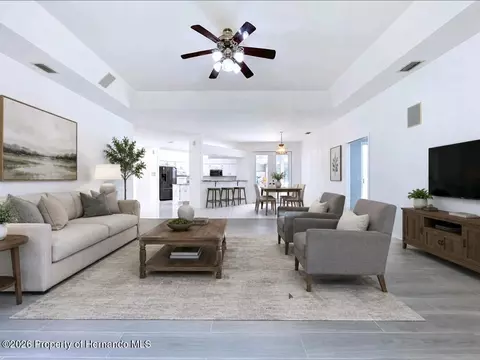 Living - 464 E Liberty St, Hernando, FL 34442 photo 3 of 13