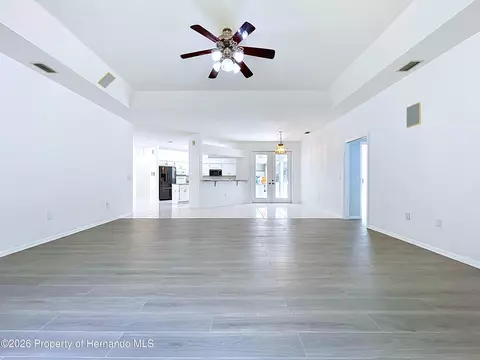Living - 464 E Liberty St, Hernando, FL 34442 photo 2 of 13