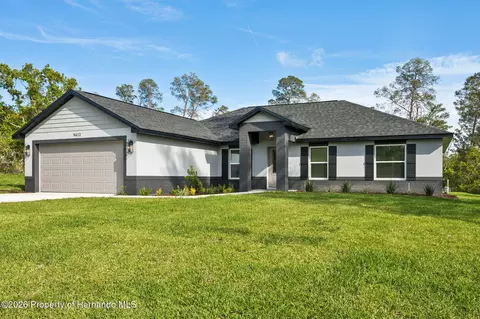 9412 Noddy Tern Rd, Weeki Wachee, FL 34613