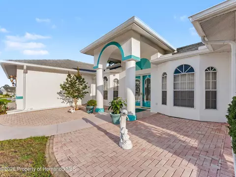 Exterior - 11344 Rainbow Woods Loop, Spring Hill, FL 34609 photo 7 of 25