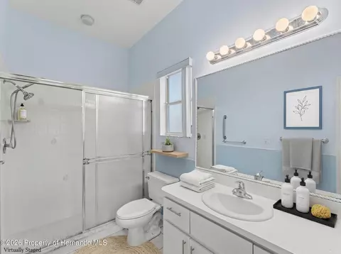 Bath - 11344 Rainbow Woods Loop, Spring Hill, FL 34609 photo 10 of 17