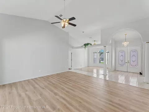 Living - 11344 Rainbow Woods Loop, Spring Hill, FL 34609 photo 6 of 11