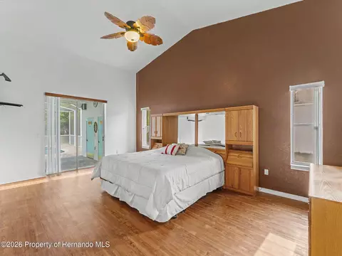 Bedroom - 11344 Rainbow Woods Loop, Spring Hill, FL 34609 photo 3 of 14