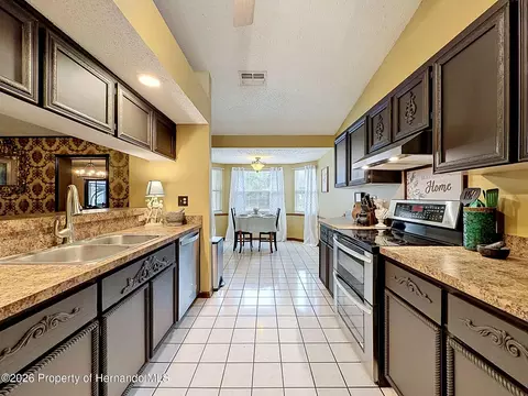 Kitchen - 7111 Ricker Ave, Webster, FL 33597 photo 3 of 3