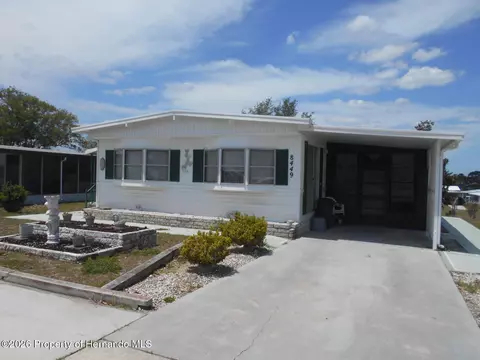 8449 Central Ave, Brooksville, FL 34613