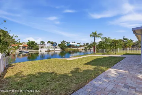 Exterior - 3347 Oleander Dr, Hernando Beach, FL 34607 photo 7 of 9