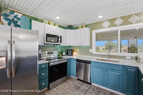 Kitchen - 3347 Oleander Dr, Hernando Beach, FL 34607 photo 4 of 4