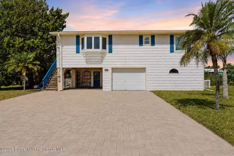 Exterior - 3347 Oleander Dr, Hernando Beach, FL 34607 photo 2 of 9