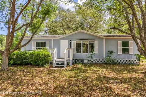 17544 Galveston St, Shady Hills, FL 34610