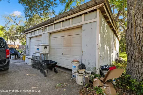11219 Hook Ln, Hudson, FL 34669 photo 17