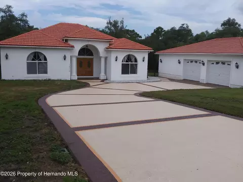 14116 Mulkerin Dr, Weeki Wachee, FL 34614