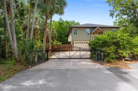 6762 E Richard Dr, Spring Hill, FL 34607