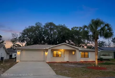 10080 Gifford Dr, Spring Hill, FL 34608
