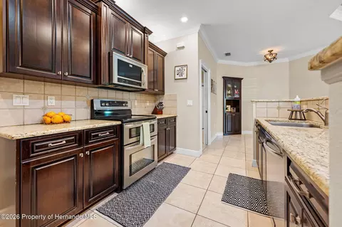 Kitchen - 5384 Slater Rd, Spring Hill, FL 34608 photo 1 of 5