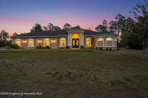7190 Bahama Swallow Ave, Weeki Wachee, FL 34613